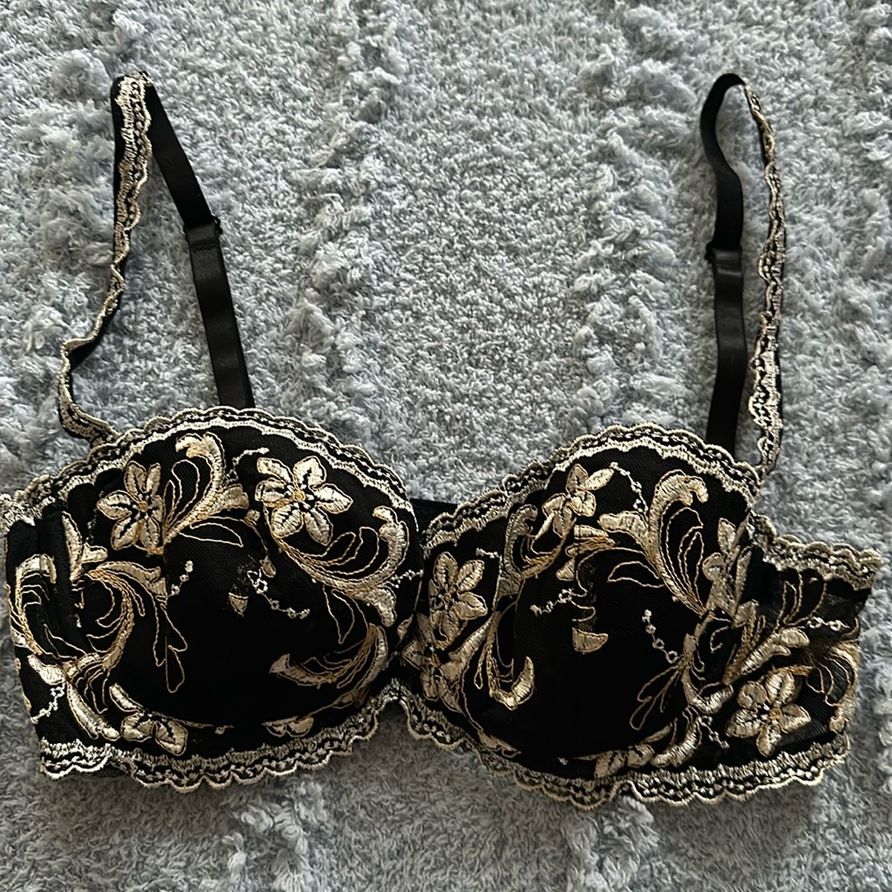Vintage Victoria Secret bra size 34C